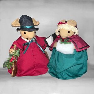 Christmas Mouse Carolers Decorations